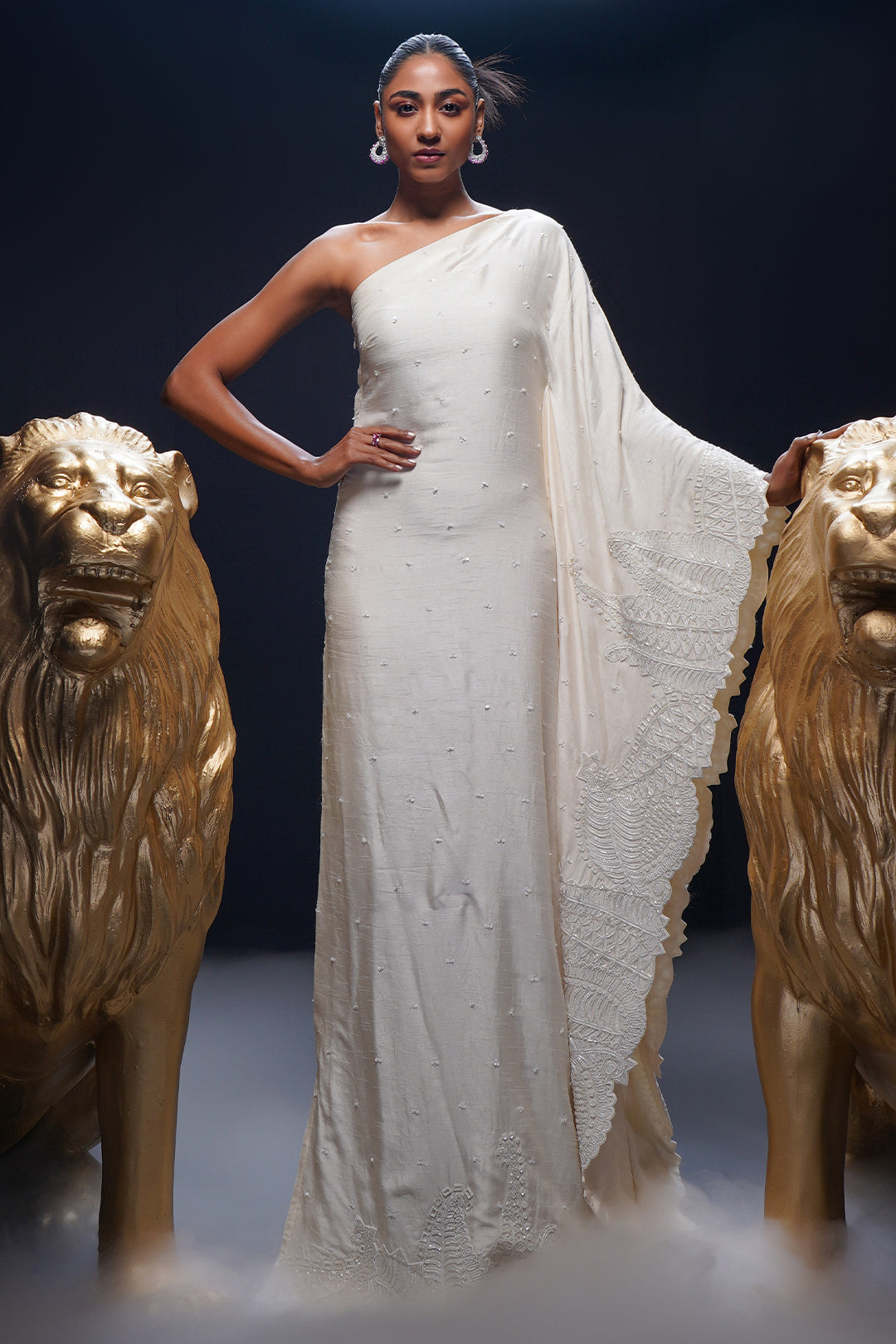 Sudha - Ashutosh Joshi